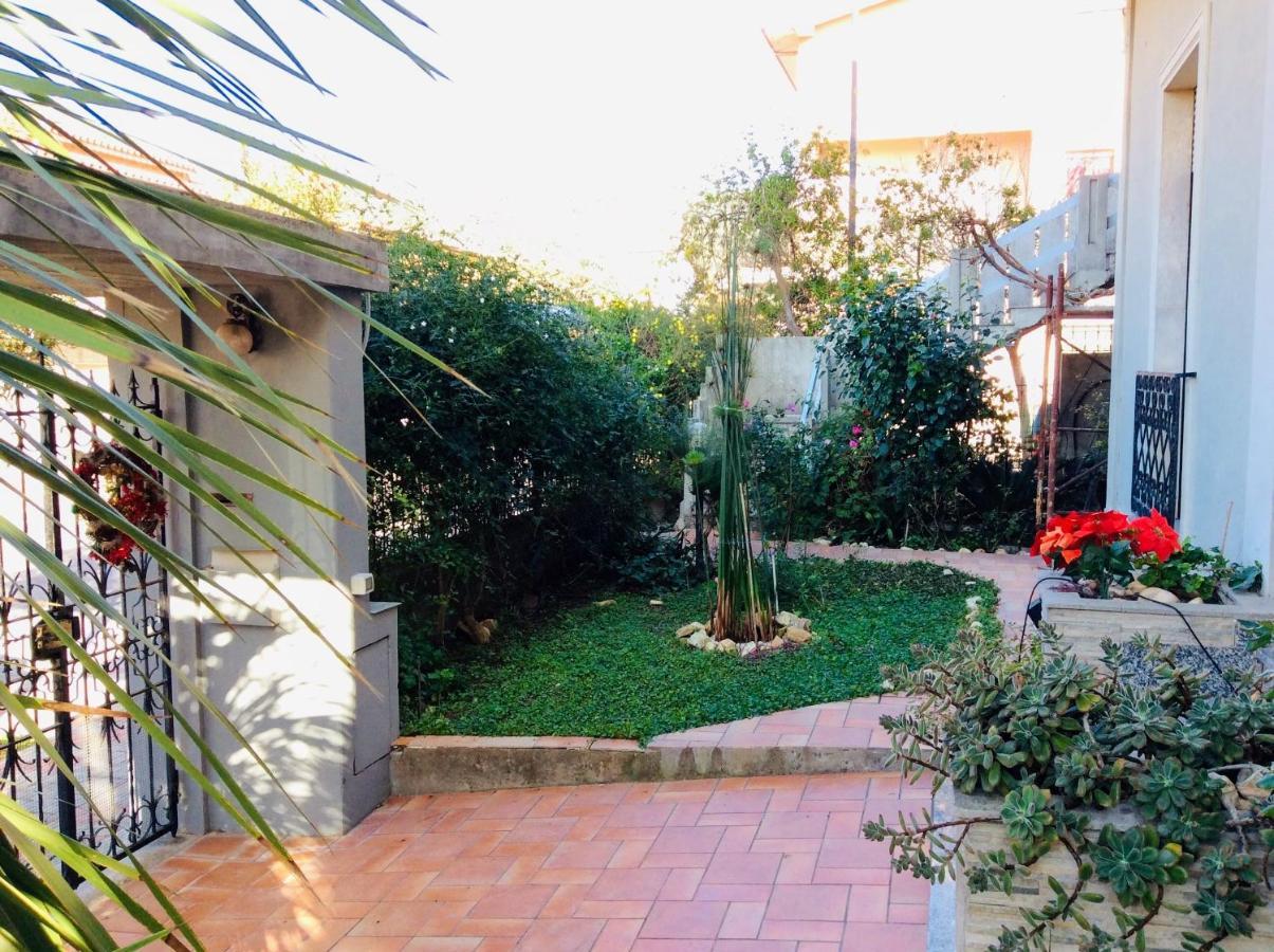 Casa Vacanze Sole E Mare Teulada Luaran gambar